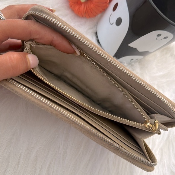 Prada Saffiano Leather Continental Wallet - Picture 10 of 12